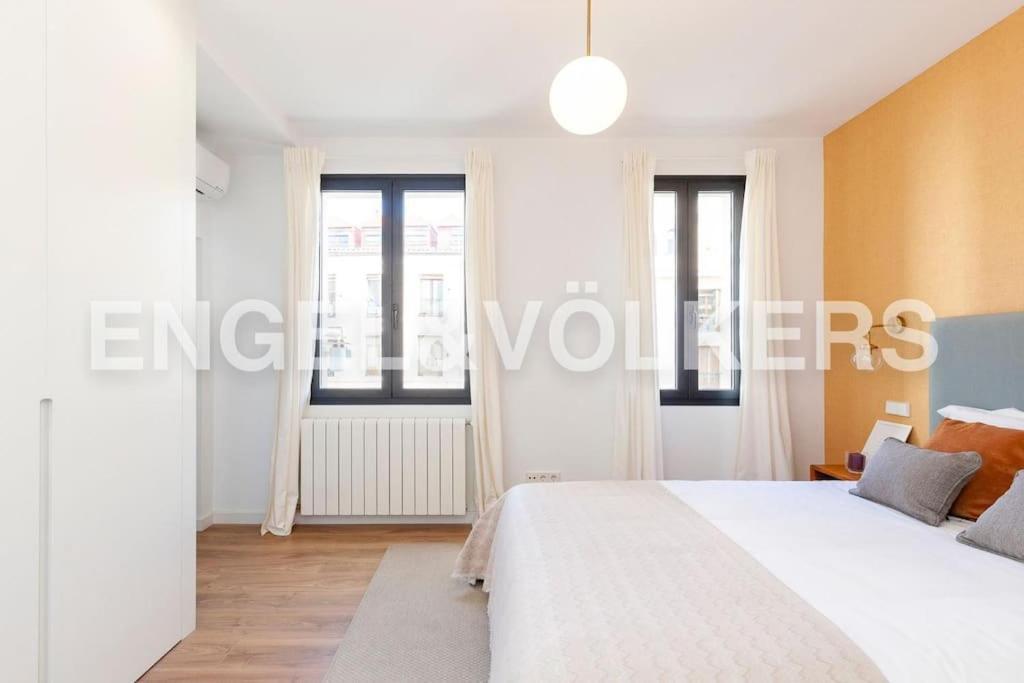 Moderno Apartamento En Pleno Centro Madrid Ngoại thất bức ảnh