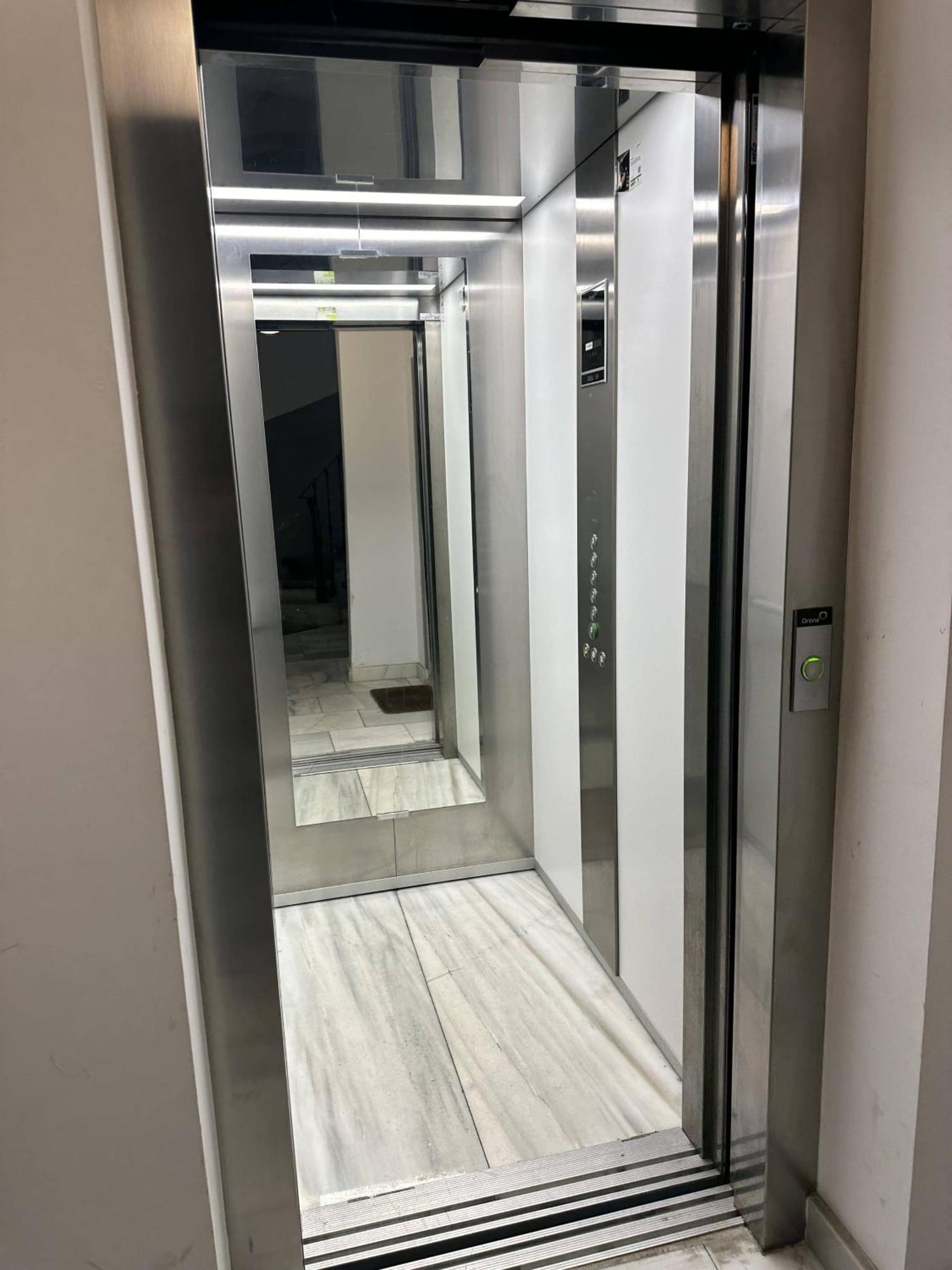 Moderno Apartamento En Pleno Centro Madrid Ngoại thất bức ảnh