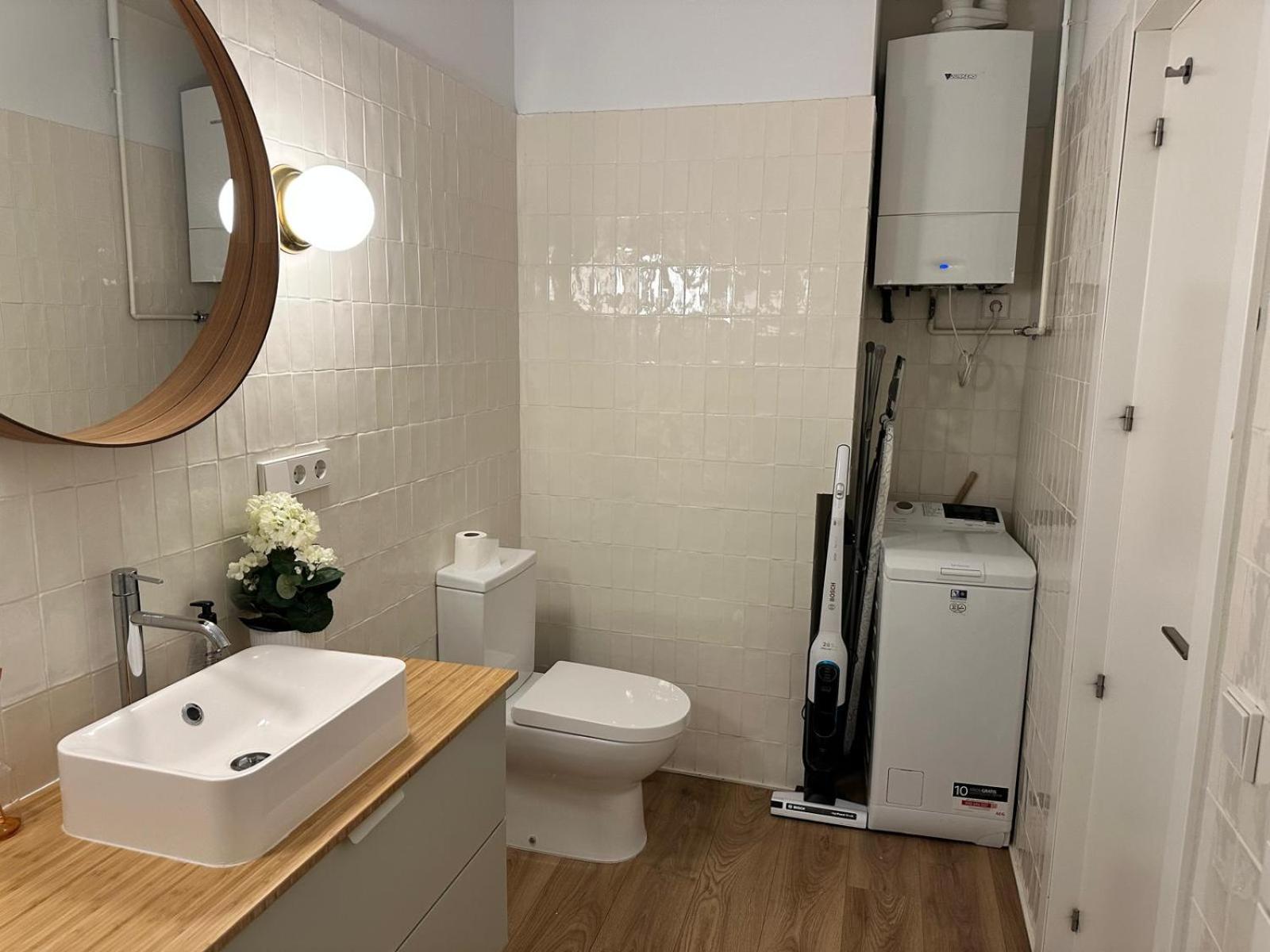 Moderno Apartamento En Pleno Centro Madrid Ngoại thất bức ảnh
