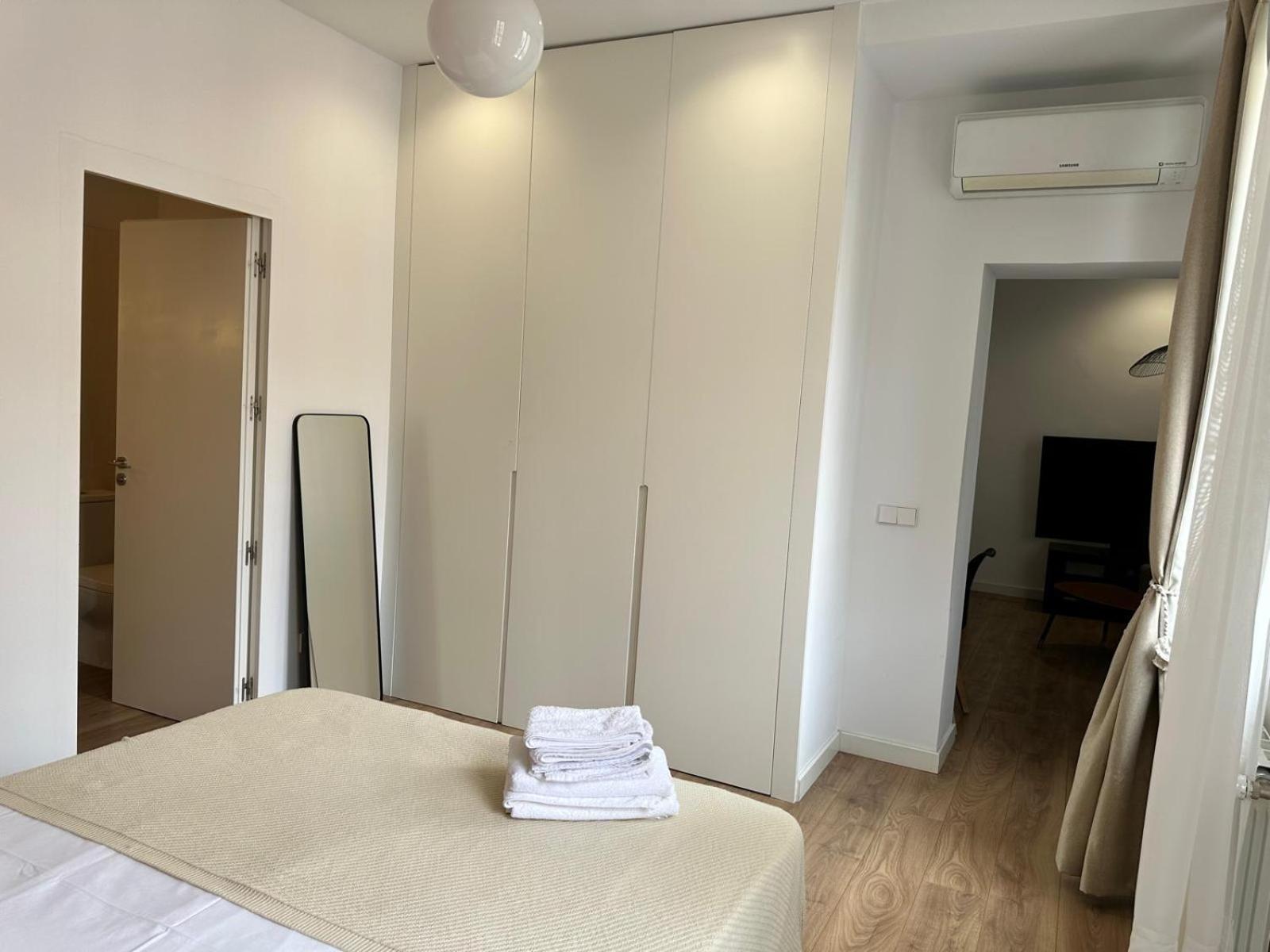 Moderno Apartamento En Pleno Centro Madrid Ngoại thất bức ảnh